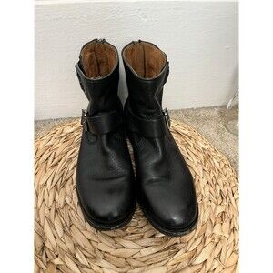 Frye Veronica Black Short Round Toe Leather moto Zip Buckle Women's Boot, Size 7